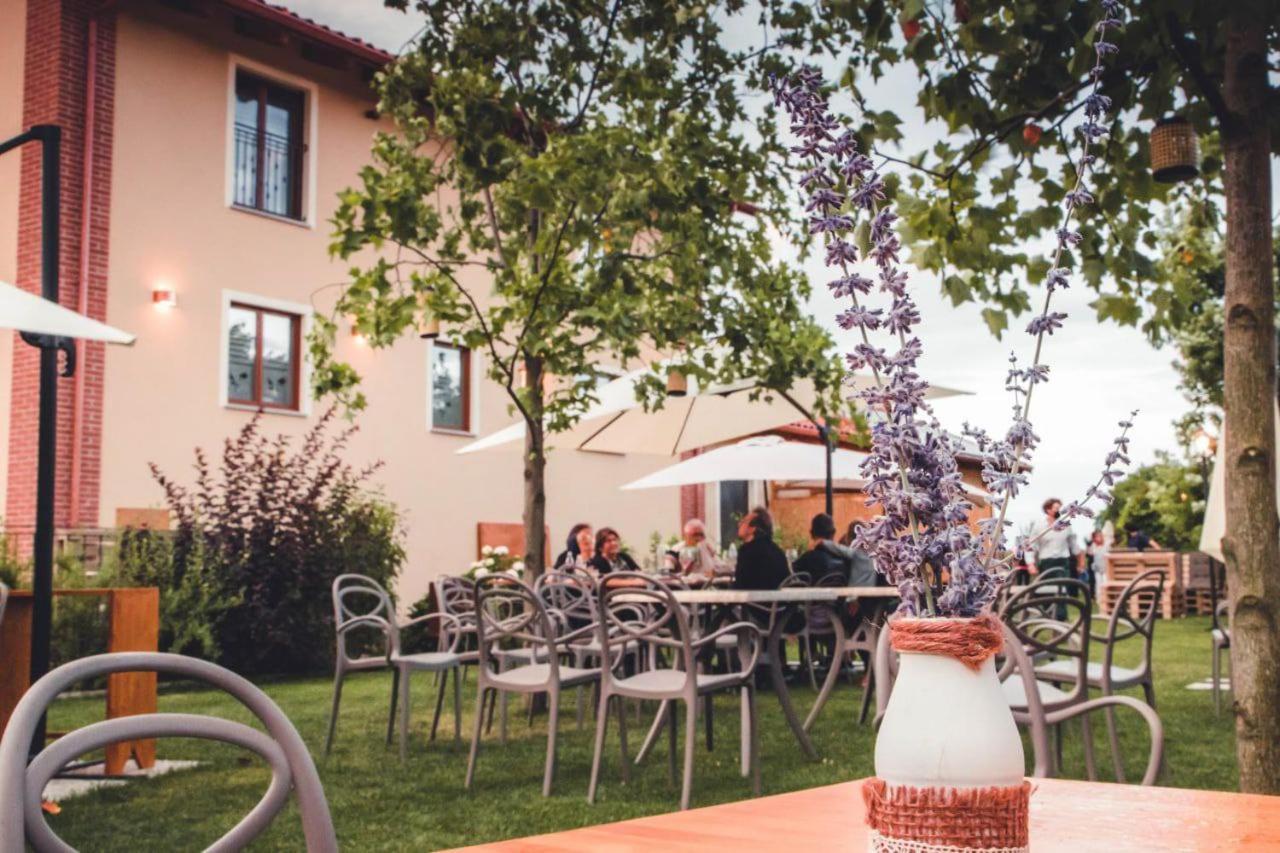 La Tenuta Di Santo Stefano Agri Resort & Spa Fossano Exterior photo